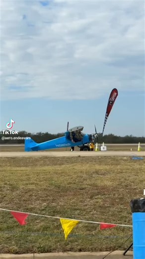 Badlands STOL Aircraft on Reels