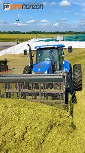 Here we are at Rockscape on the pit. This is number 2 clamp with John Deere and New Holland tractors working the clamp. #FarmingVideos #ProHorizon #BritishFarming #Silage #harvest2021 | Pro Horizon Farming Content