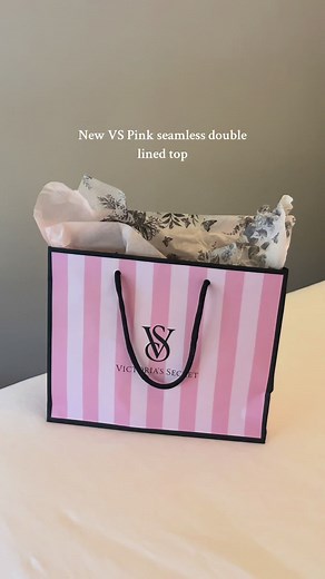 Had to get the pink ofc but it comes in more colors too! Link on my LTK🫶🏼 @VSPINK #vspink #victoriassecret #pink #pinkaesthetic #seamlesstop #doublelinedtop #stretchytop #girlythings #haul #haultok #shoppinghaul #springfashion #springclothes #springclothinghaul #spring2024 #springoutfit #outfitinspo #outfitideas #pinkoutfit #summerfashion #summerclothes #summerhaul #fyp
