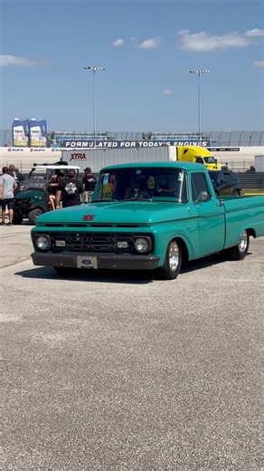 Pro Street 1964 Ford F-100 Rolling Into Goodguys Lonestar Nationals #sickslammedtrucks #classictrucks #muscletruck | SICK Slammed Trucks