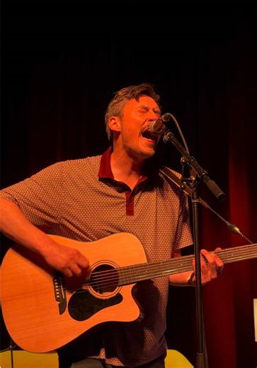 Brian Sella's Live Performance of 'Daredevil'