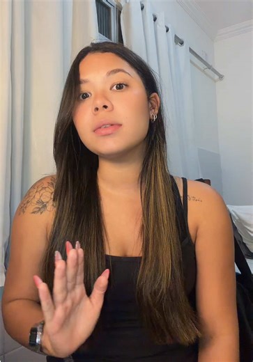 Idas e Vindas: Dançando de Calcinha Transparente