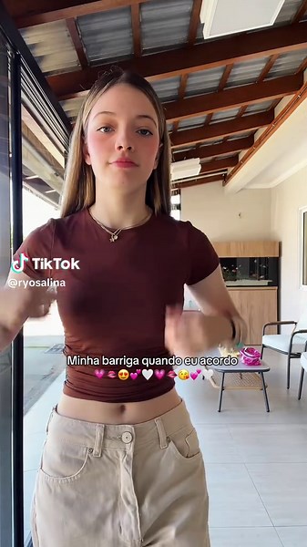 A Barriga Cheia de Rosalina: Momentos Engraçados