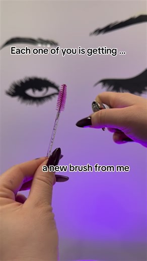 To keep your lashes clean and healthy, you should switch to a fresh lash brush after every appointment — whether it’s a full set or a refill. Using the same brush for too long can collect dust and bacteria, which isn’t good for your lashes. Your lash artist always provides you with a new, clean brush after the service. If you didn’t receive one — no worries, your artist probably just forgot. Feel free to kindly ask for your fresh brush anytime! #NoMascaraNeeded #LashGameStrong #LashAddict #LashL