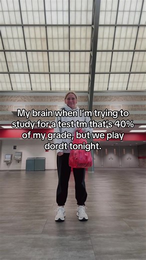 If only you could understand how hard it is to study right now🔫 #fyp #naia #gameday #gpac