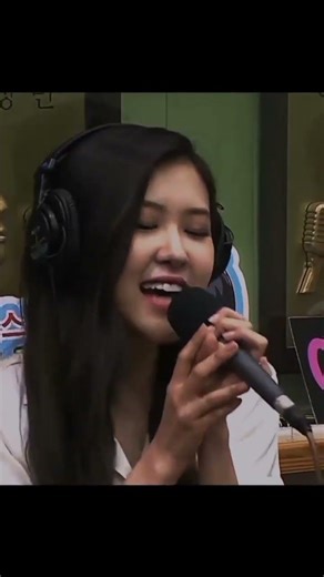 their voices 🍡💗#blink#blackpink#vocal#singing#lisa#viral#rose'#jennie#jisoo#cute