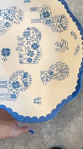 A fun and easy way to decorate your borders for this Monday Maker Motivation! Use foam spouncers and underglaze to create a cute scallop pattern! Underglaze decals by Plum Island Transfers, Speedball Royal Blue Underglaze, Netta rim templates from ClayShare Market (coming soon) and GR Pottery RD2 oval forms. #madewithclayshare | Clayshare