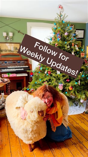 Eve Ogden Schaub on Instagram: "Week 37= Top Ten Growing a Dress moments from 2025! . . . #growingadress #slowfashion #flax #linen #topten @greta_schaub @ilsaschaub @evensteveartists @robininvt @rosenbauert @pamelawilsonstudio @rainbow_starfire @durks767 @thestevenhe"