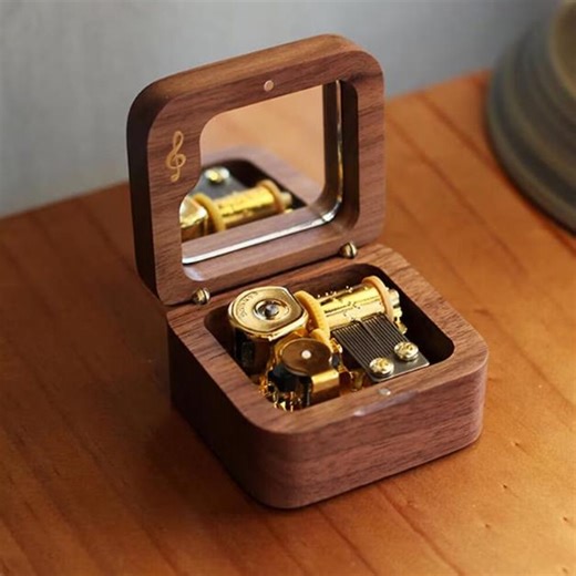 Custom Engraved Wooden Music Box – Personalized Anniversary Gift - Etsy