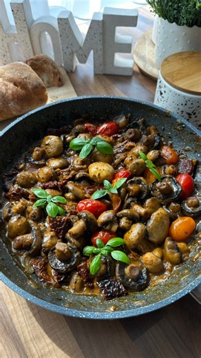 668K views · 7.1K reactions | Hallottatok már a marry me gombáról?...