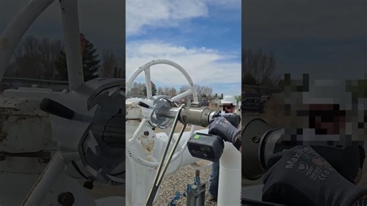 How to operate a heavy valve in 1 minute! (modec MC89 Portable Actuator) #industrialvalves | Modec Air Motors Portable Valve Actuators