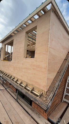 Forward Contracts Limited on Instagram: "🚧DORMER CONSTRUCTION🚧 We are now ready to make this watertight and start installing the cladding💥! . . . . . . #dormer #dormerconstruction #loftconversion #carpentry #carpenter #carpentryuk #roof #construction #constructionuk #design #build #buildings #builder #birmingham #birminghambuilder #timber #structure"