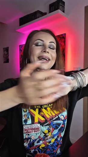 Coucou guys, encore @chloe.horen et on reparle rapidement du set LEGO Marvel 76327 Iron Man MK4 Bust qui est en précommande sur le Shop, et qui sera disponible dès le 1er juin 2025 : https://www.hothbricks.com/shop/lego-76327/ C'est moins pire que le casque du set 76165 Iron Man Helmet mais c'est toujours pas ça. Voilà. Bisous. #LEGOMarvel #Reviews #RLFM #76327 #LEGO76327 | Hothbricks