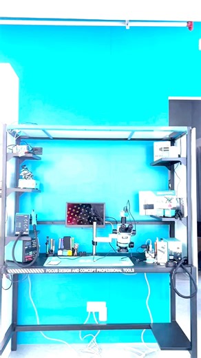 The RF4 tool kit is the ideal equipment for engineers! The high-magnification lens reveals the hidden details of components, the adjustable light source is suitable for various complex scenarios, the precise power supply ensures the safety of the test, and every design meets the urgent needs of maintenance! Novices can easily get started, and experts can improve efficiency. Using it is fast and accurate, and any snapshot is full of professional feel as it represents a daily work routine. #TechGa