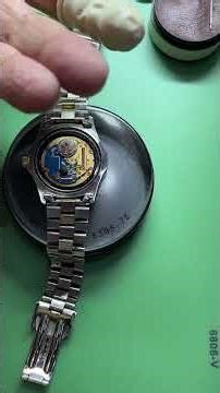 Tag Heuer Gents Watch Battery Replacement ‪@timerewinders‬