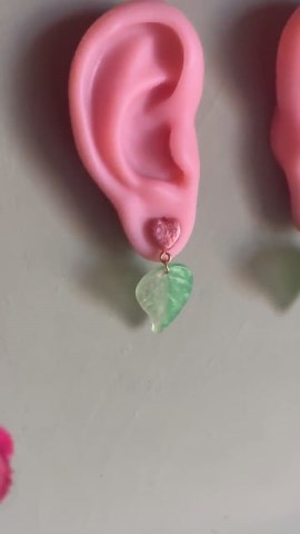 Tan Heart Plugs With Green Leaf ~ Size: 0 ~ Handmade UV Resin Gauges - Etsy