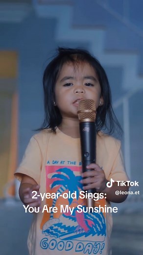 Leona's Sweet Performance of You Are My Sunshine