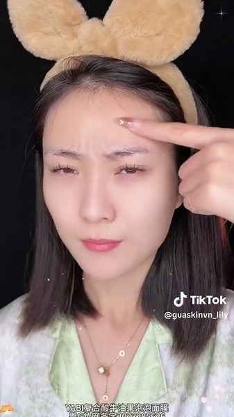 Centella Asiatica Bubble Facial Mask for Pore Minimizing and Blackhead Removal