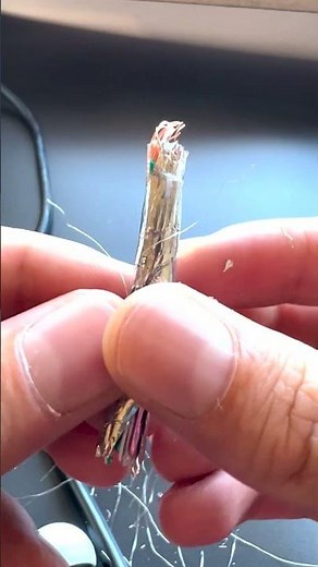 Inside of an HDMI Cable 👾