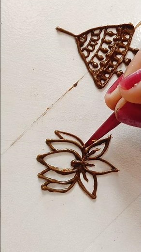 Easy Lotus Flower Mehndi Design for Beginners 🌸 | Simple Lotus Henna Tutorial