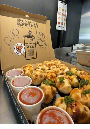 Personalized Birthday Pizza Box Idea