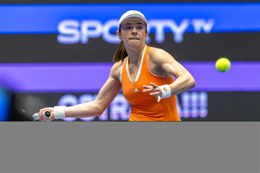 Volynets wins three-set all-American quarterfinal vs. Parks in Ostrava