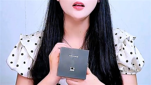 TP-LINK全屋WiFi套装，覆盖广信号稳，无死角漫游体验，适合家庭日常追剧、上网课、视频通话不卡顿，实测智能组网便捷高效，家人共用流畅如一。
