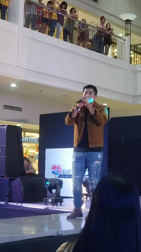 1.3K views · 12 reactions | ATM: Jay-R Siaboc performs one of his original songs during the Beauty Health and Wellness Business Expo here at Limketkai Center. The said event is a prelude to its 3-day business expo this coming October. #JarRSiaboc #GoldStarDailyNews #beauty #healthandWelness. | Gold Star Daily News | Facebook