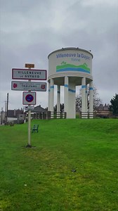 ✨️ Votez pour votre village icaunais préféré ✨️ " On est bien ici " vous emmène à la découverte de la commune de Villeneuve-la-Guyard ✅️ Pour voter : https://www.francebleu.fr/culture/patrimoine/on-est-bien-ici-sur-france-bleu-auxerre-votez-pour-votre-village-prefere-dans-l-yonne-saison-1-1920568 Yonne tourisme #villeneuvelaguyard | ici Auxerre