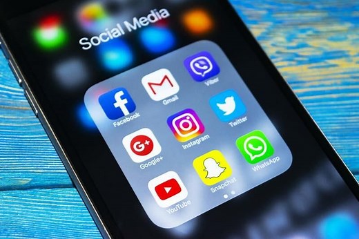 Snapchat opens 4 APIs to developers, here's how you can use them in your business - TechRepublic