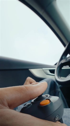 23K views · 202 reactions | Stable, smooth, and precise — Neo flies cleanly through the car window every time. Ready to push your limits?  : IG/alan__tw #DJINEO #DroneMove #FPVChallenge #FPVCars #DroneSmooth | DJI | Facebook