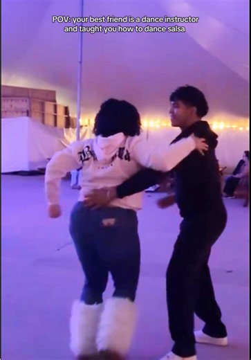 The epitome of best friend core are these teachable moments 💖 @Alexis A. Frutos @rauwalejandro #bestfriendcore #friendships #salsadancing #dancersoftiktok