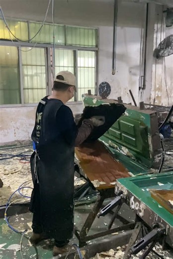 Daily production records of simulated stone factory.