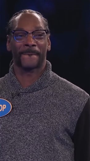 Snoop Dogg lights up Fast Money on Celebrity Family Feud