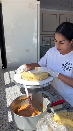 Order Delicious Cakes via WhatsApp! 🌙🌟