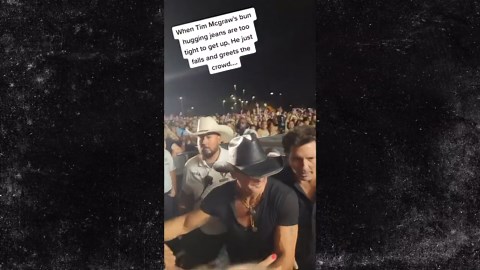 Tim McGraw Falls Backward Off Stage, Doesn't Miss a Beat