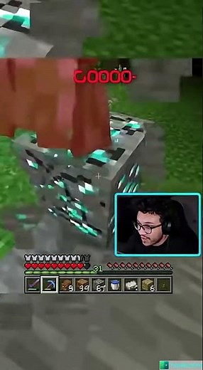 NEW LUSH CAVE… but something’s off 👀 #minecraftshorts #minecraft