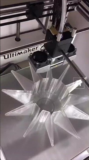 Mesmerizing! Watch a Translucent Lampshade 3D Print! ✨💡