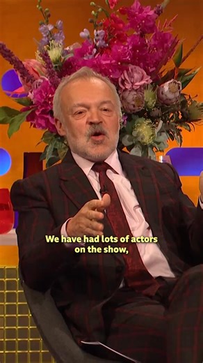 Bruce Springsteen On Jeremy Allen White’s Bruce Springsteen THE GRAHAM NORTON SHOW: Together on Graham's sofa: rock legend Bruce Springsteen and The Bear star Jeremy Allen White, who plays Bruce in the new biopic Springsteen: Deliver Me from Nowhere; Oscar winner Jennifer Lawrence, starring in psychological drama Die My Love; and Tessa Thompson (Thor, Men in Black) taking the lead in Hedda, a bold reimagining of Ibsen's Hedda Gabler. #GrahamNorton #Celebrity #BruceSpringsteen #JeremyAllenWhite #