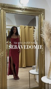 110K views · 1.7K reactions | ❤️ Červená = sebavedomie na počkanie. Ideálna na dni, keď potrebuješ trochu extra odvahy.  Nakupuj: www.miadresses.sk/vyhladavanie/?string=6207 | Mia Dresses | Facebook