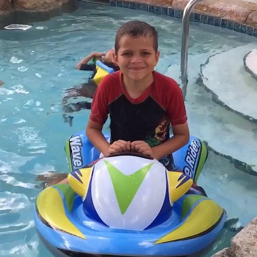 Don't forget your sunscreen! 🌞 | Kids Say