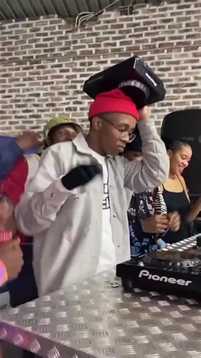 i thought they said he is shy😂 #zanten #sgija #viral #fypp #tiktoksouthafrica