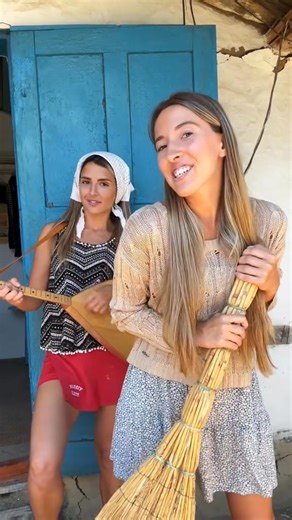 72K views · 4.3K reactions | Beloe Zlato | Le poesiole di Monica Messa | Facebook