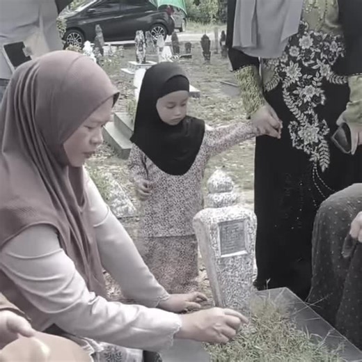 Aesthetic Edits: Celebrate Christmas Spirit with Fun