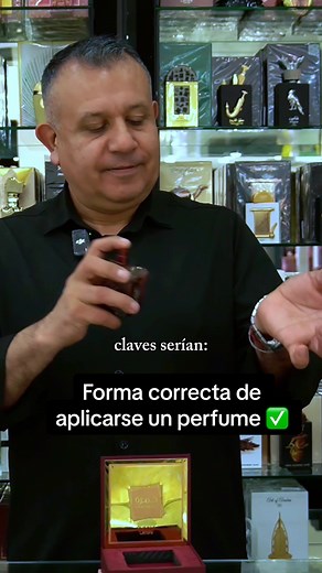 Cómo aplicar el perfume correctamente para una mejor estela