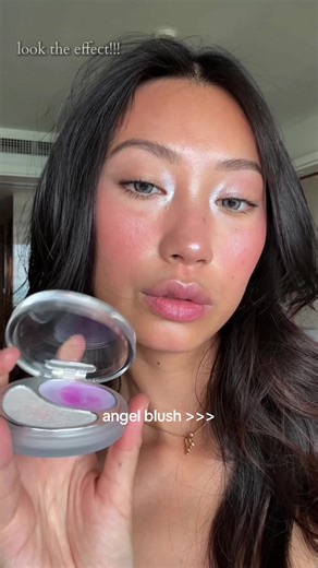 a color changing blush is what you need this summer! JOOCYEE Cream Blush & Highlighting Duo in Crystal Frost is now available at Shopee Mall Indonesia✨ #JOOCYEE #JOOCYEEIndonesia #CBeauty #blushtrend #blushhack