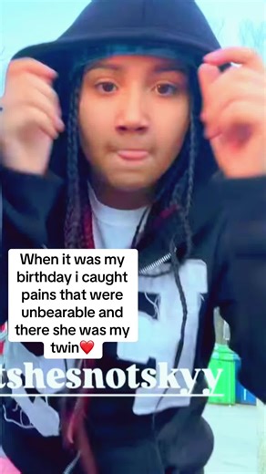 letstalkmommy123 (@letstalkmommy123)’s video of twin