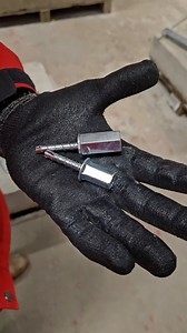 1.1M views · 10K reactions | Vi er glade for at kunne præsentere vores nye HUS3-IQ Click-fit betonskruer 朗 ✅ Hurtigere montering ✅ Nem installation Oplev vores nye betonskruer i aktion i videoen herunder, og se, hvordan de kan optimere dine egne projekter! Læs mere her  https://hilti.to/g5isu5 | Hilti | Facebook