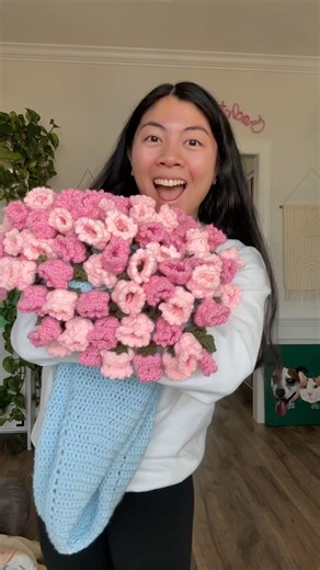 POV: You finally finished the viral crochet flower bouquet blanket 👀 #crochet #shorts