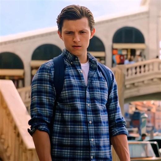 Peter lift the building💀 | Far from home | Song - MATADORA (slowed) #spiderman #trending #shorts